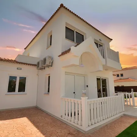 Nissi Gold Villa Ayia Napa